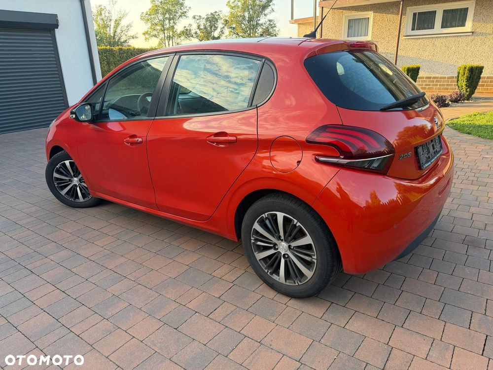 Peugeot 208 1.2 VTi Allure - 9