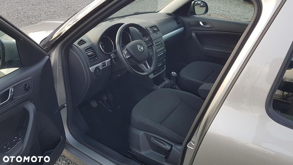 Skoda Yeti 1.2 TSI Ambition PLUS EDITION - 25