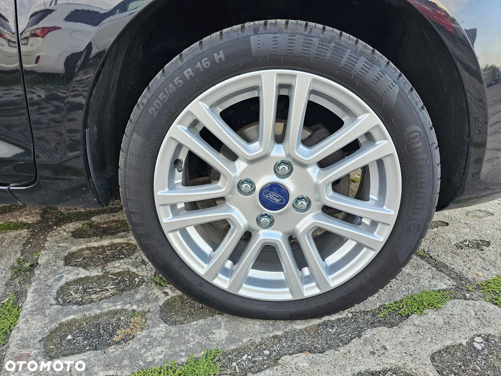 Ford Fiesta 1.4 Titanium - 35
