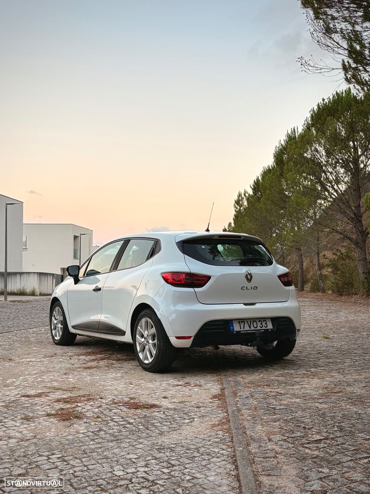 Renault Clio - 7