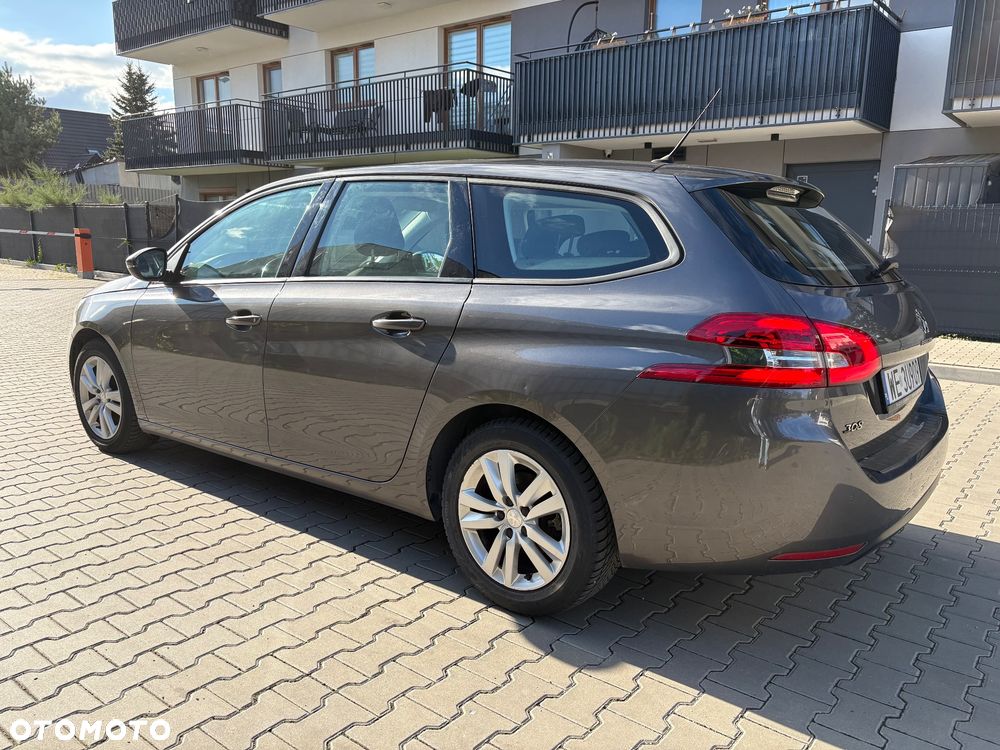 Peugeot 308 1.5 BlueHDi Allure Pack S&S - 10