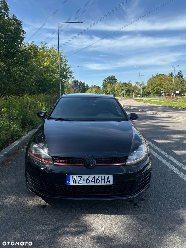Volkswagen Golf 2.0 GTI - 12