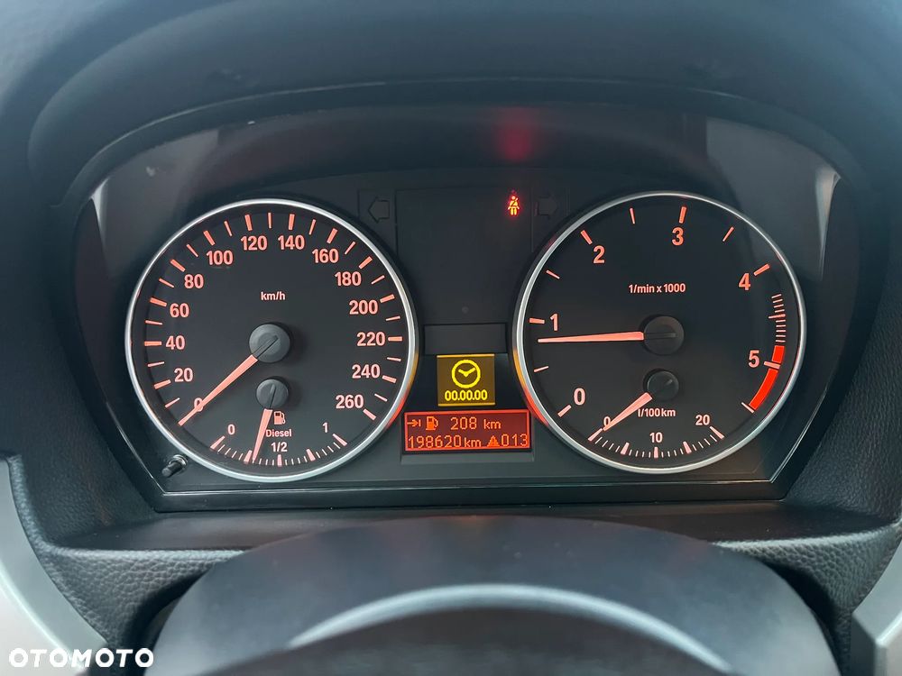 BMW Seria 3 320d - 17