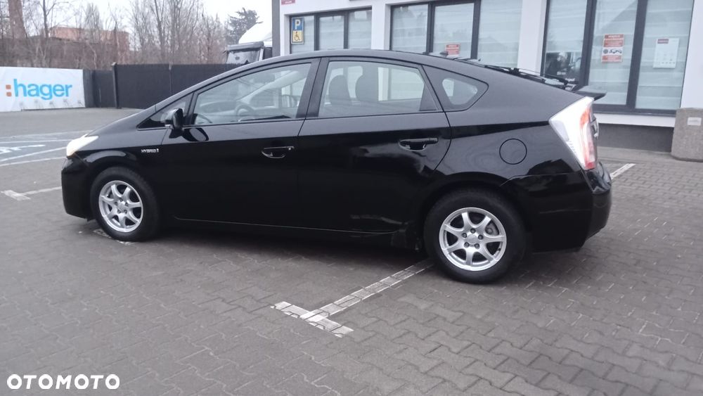 Toyota Prius (Hybrid) Comfort - 6