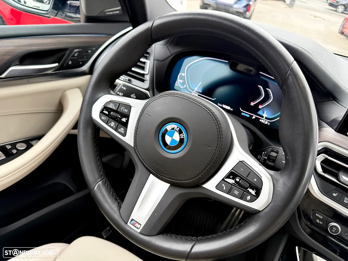 BMW iX3 Inspiring - 12