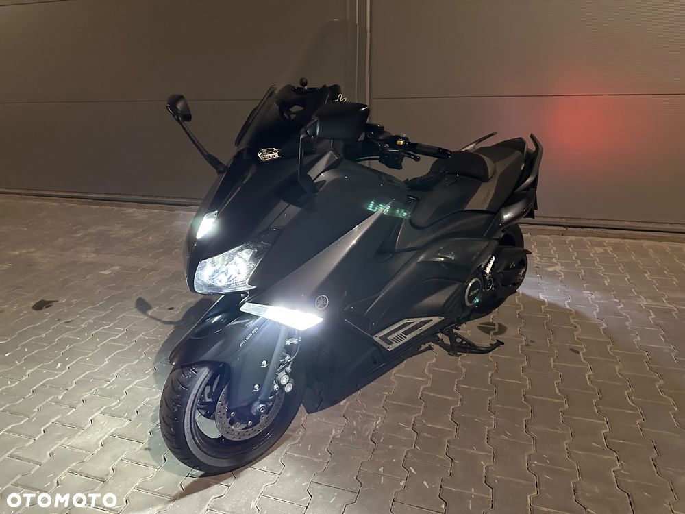 Yamaha Tmax - 20