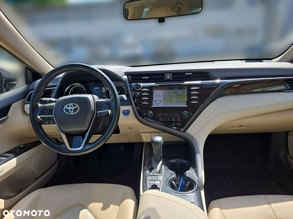 Toyota Camry 2.5 Hybrid Comfort CVT - 9