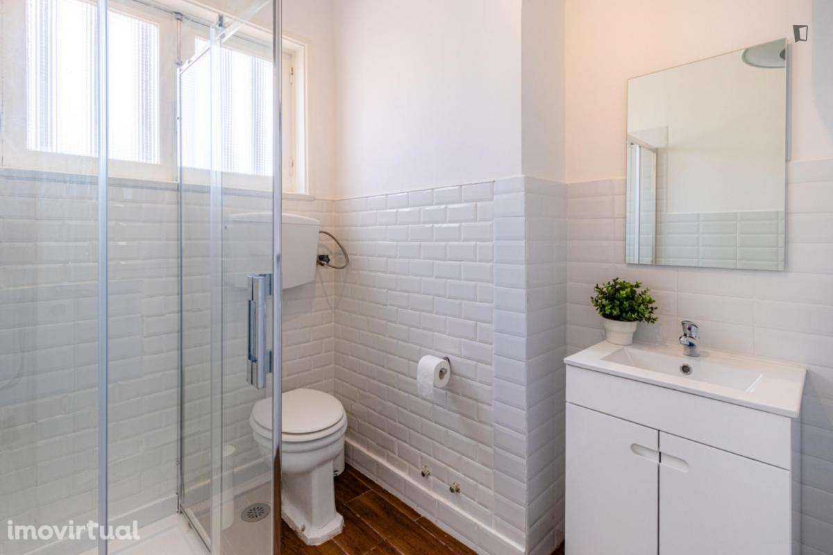 Quarto - localizado em Ramalde Porto - Grande imagem: 3/10