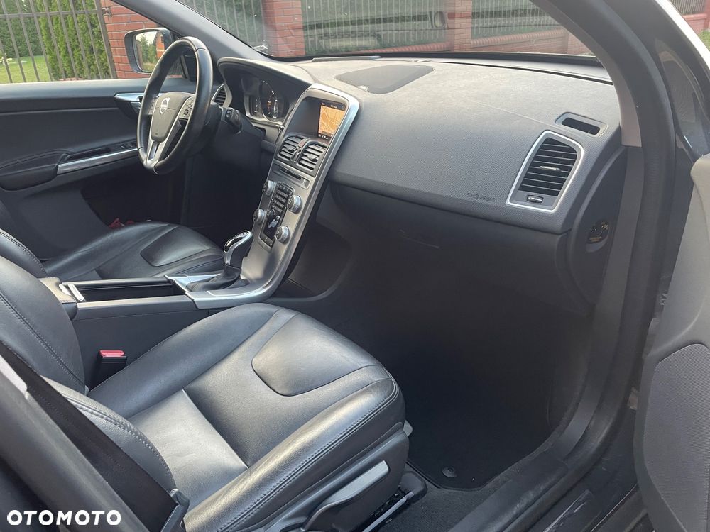 Volvo XC 60 D4 Geartronic Summum - 22