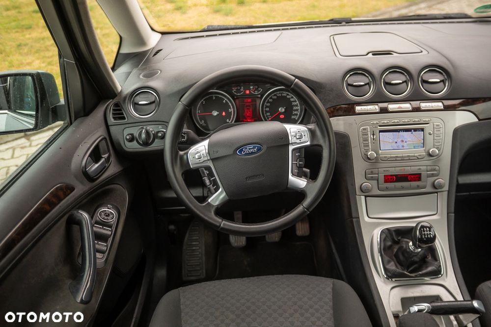 Ford Galaxy 2.2 TDCi Titanium - 19