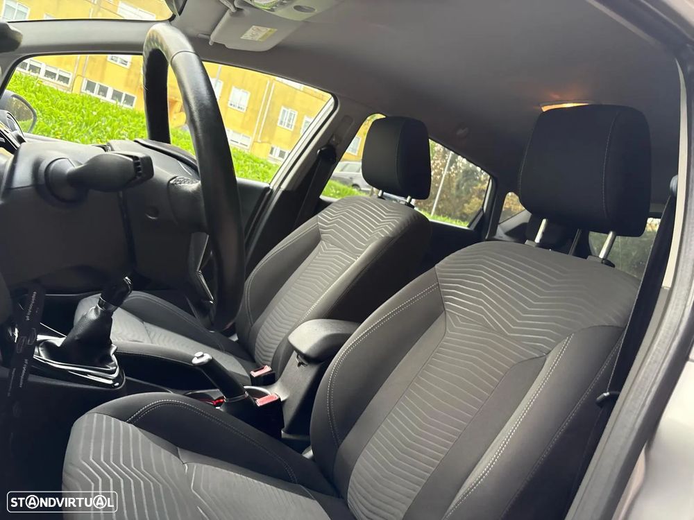 Ford Fiesta 1.0 T EcoBoost Titanium - 9