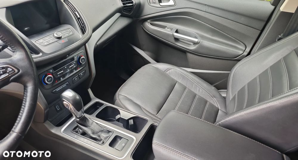 Ford Escape - 16