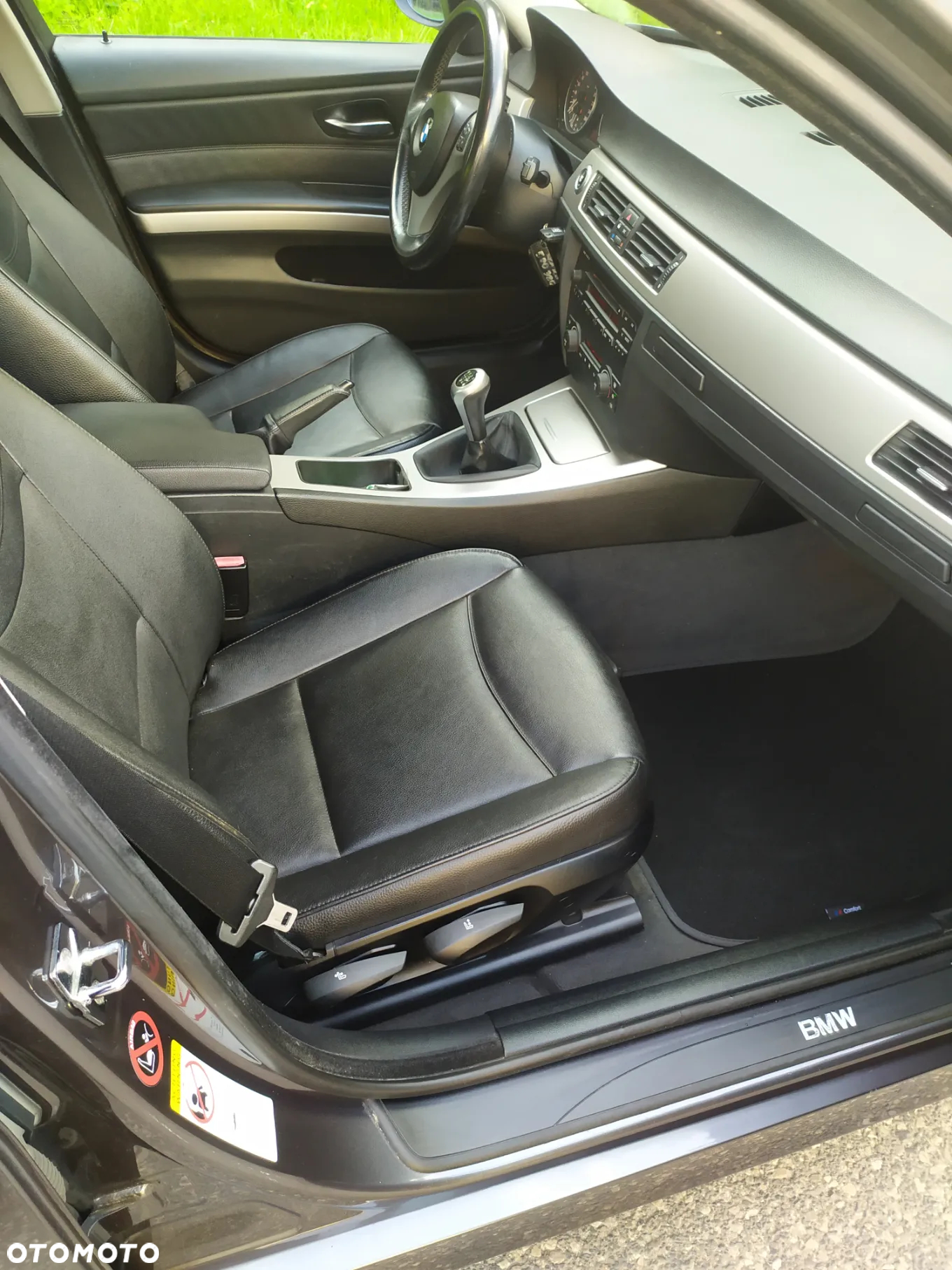 BMW Seria 3 320i - 16