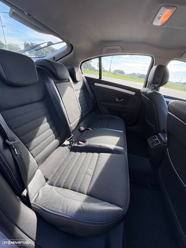 Renault Laguna 2.0 dCi FAP Dynamique - 14