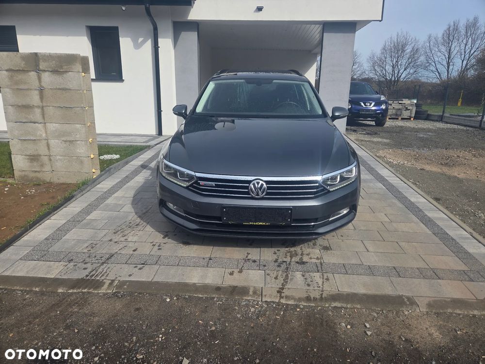 Volkswagen Passat 2.0 TDI SCR 4Mot DSG Comfortline - 3