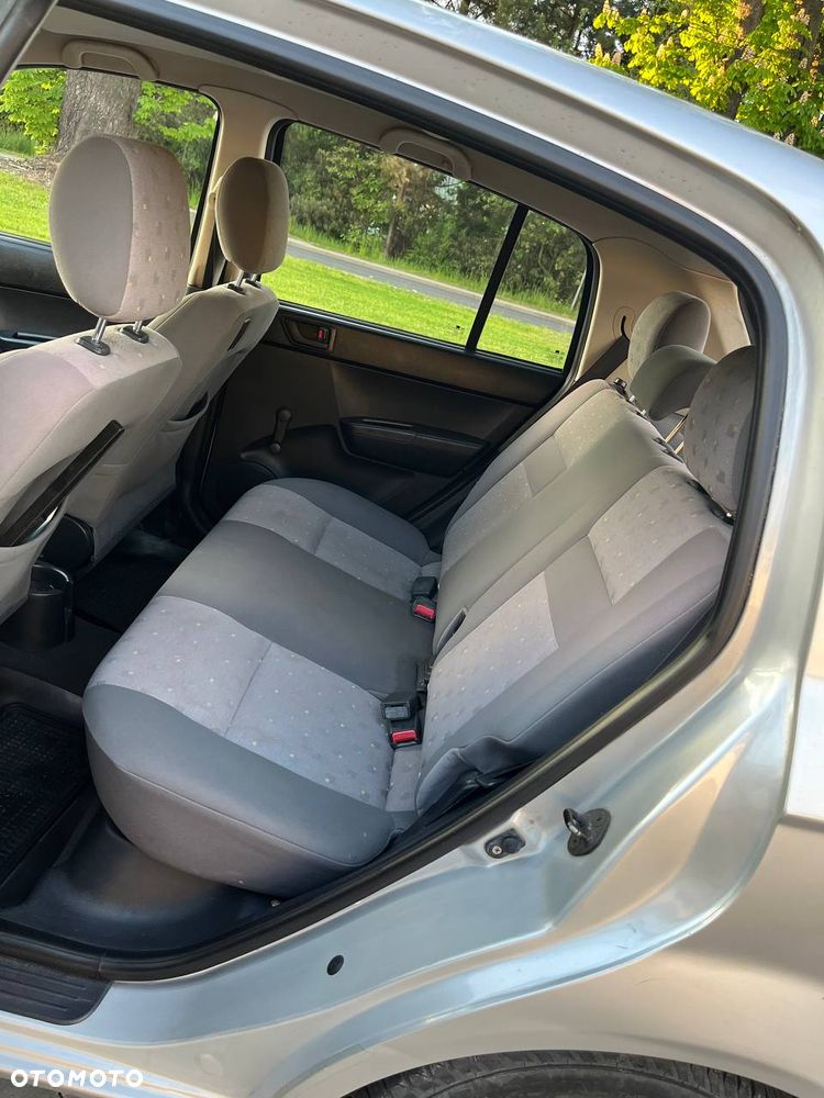 Hyundai Getz 1.1 Comfort - 8
