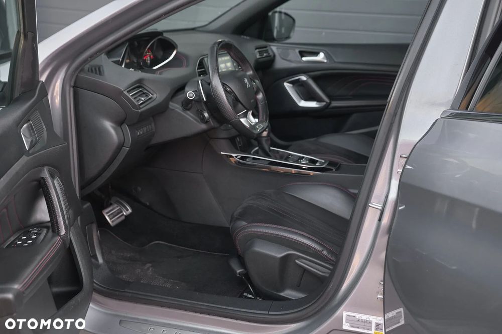 Peugeot 308 - 14