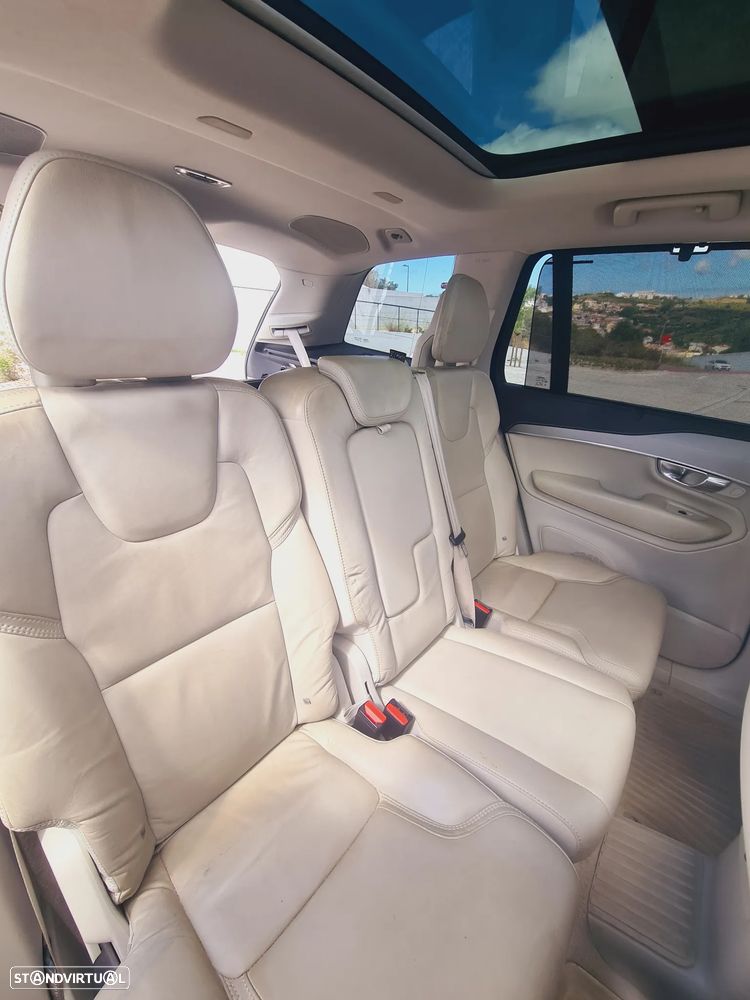 Volvo XC 90 - 18