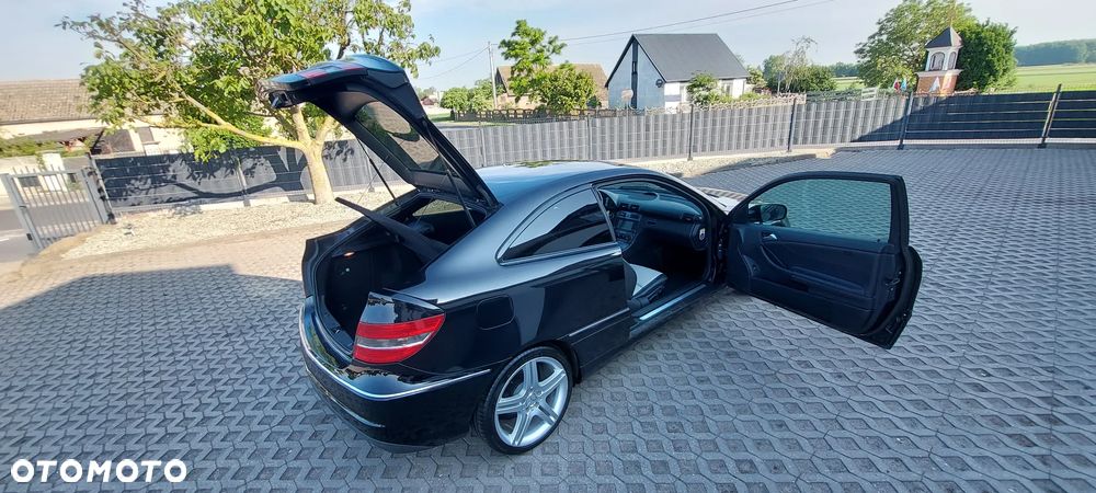 Mercedes-Benz CLC - 23