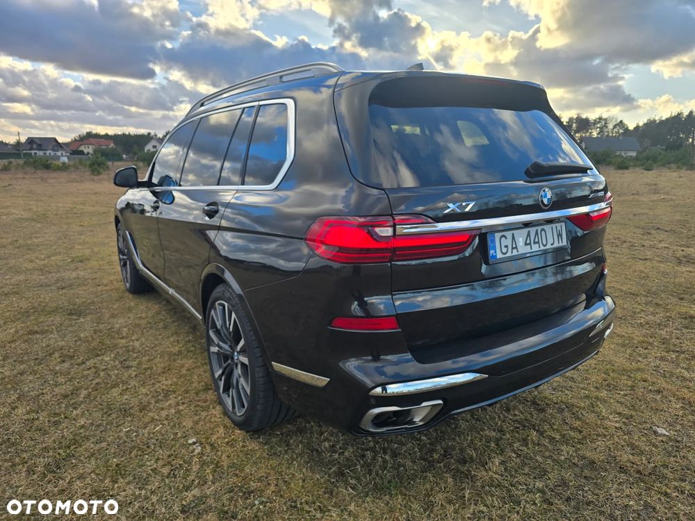 BMW X7 M50i - 5