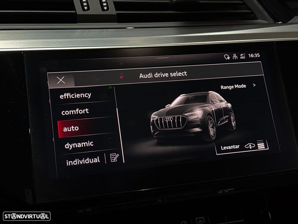 Audi e-tron Sportback 55 quattro S line - 25