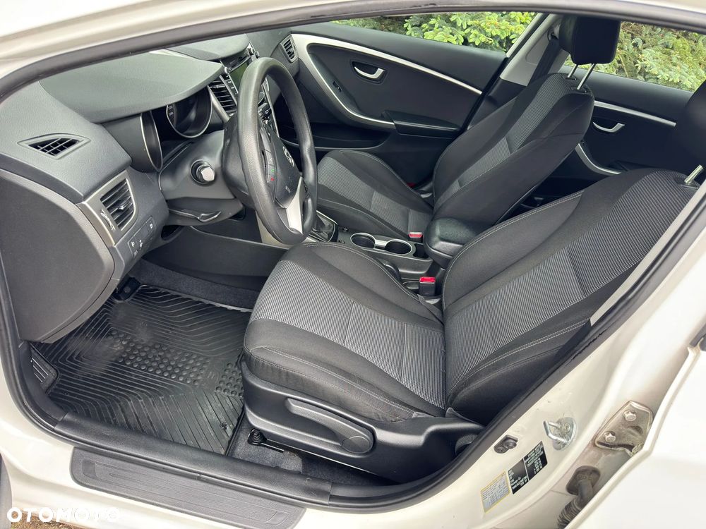 Hyundai i30 - 12