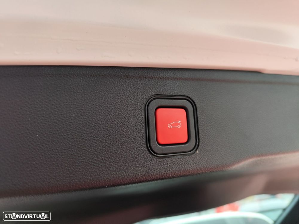 Jeep Avenger 1.2 GSE T3 Altitude - 32