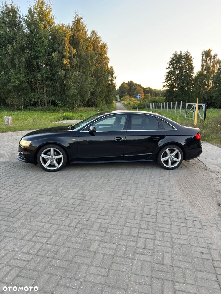 Audi A4 Limousine - 3