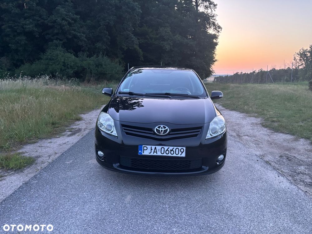 Toyota Auris 1.6 Valvematic Edition - 2