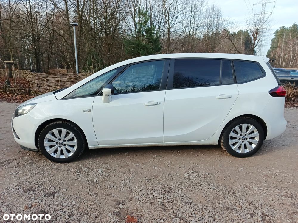Opel Zafira 2.0 CDTI Cosmo - 37