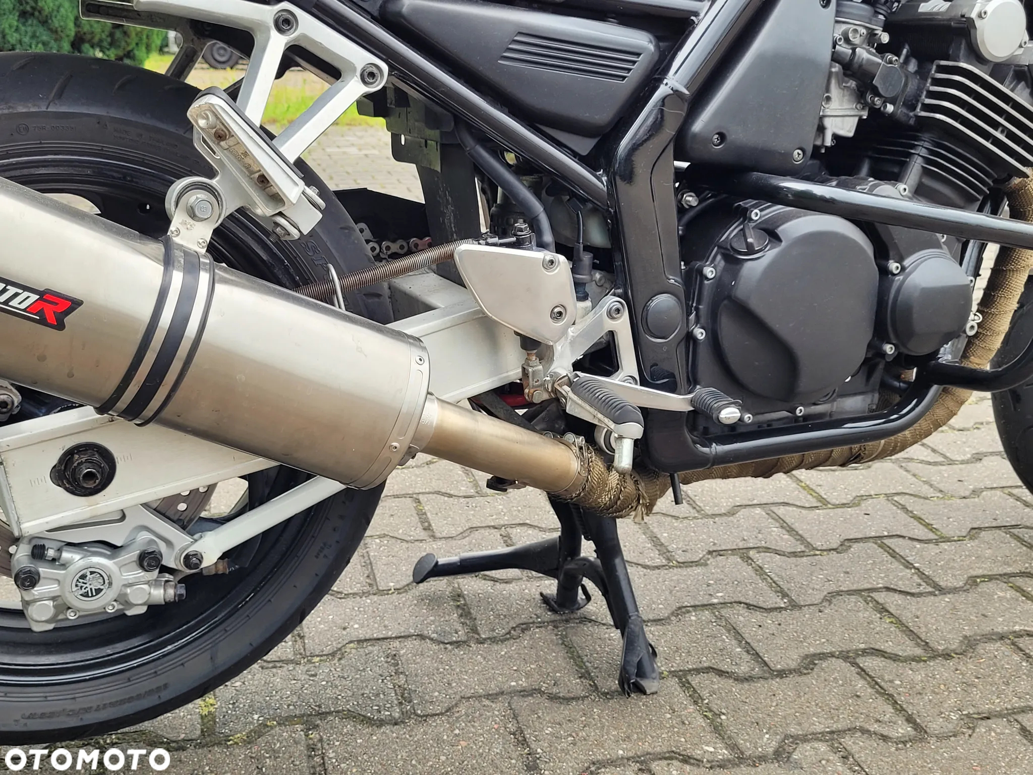 Yamaha FZS - 25