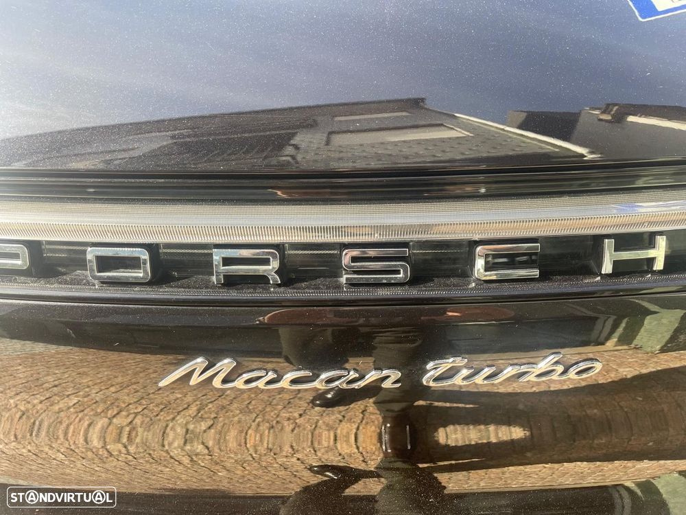 Porsche Macan Turbo - 13