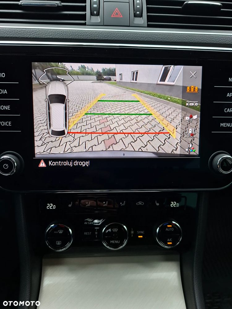 Skoda Superb 2.0 TDI SCR Style DSG - 20