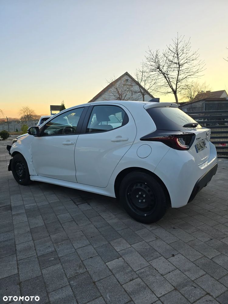 Mazda 2 - 4