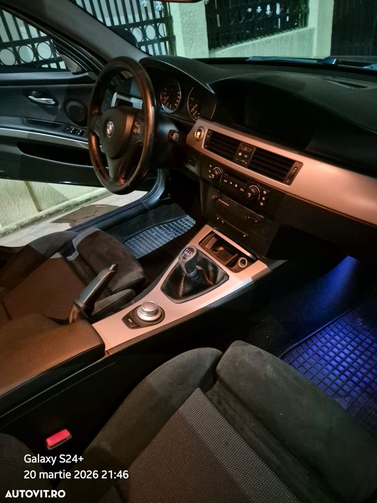 BMW Seria 3 318d - 13