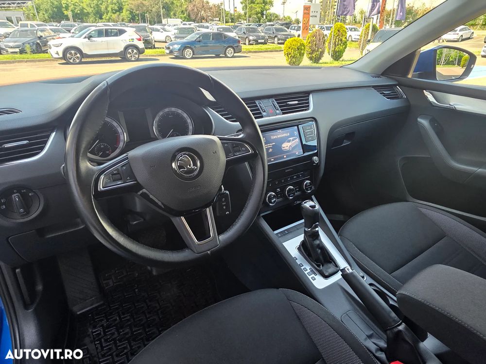 Skoda Octavia 1.6 TDI DSG Ambition - 13