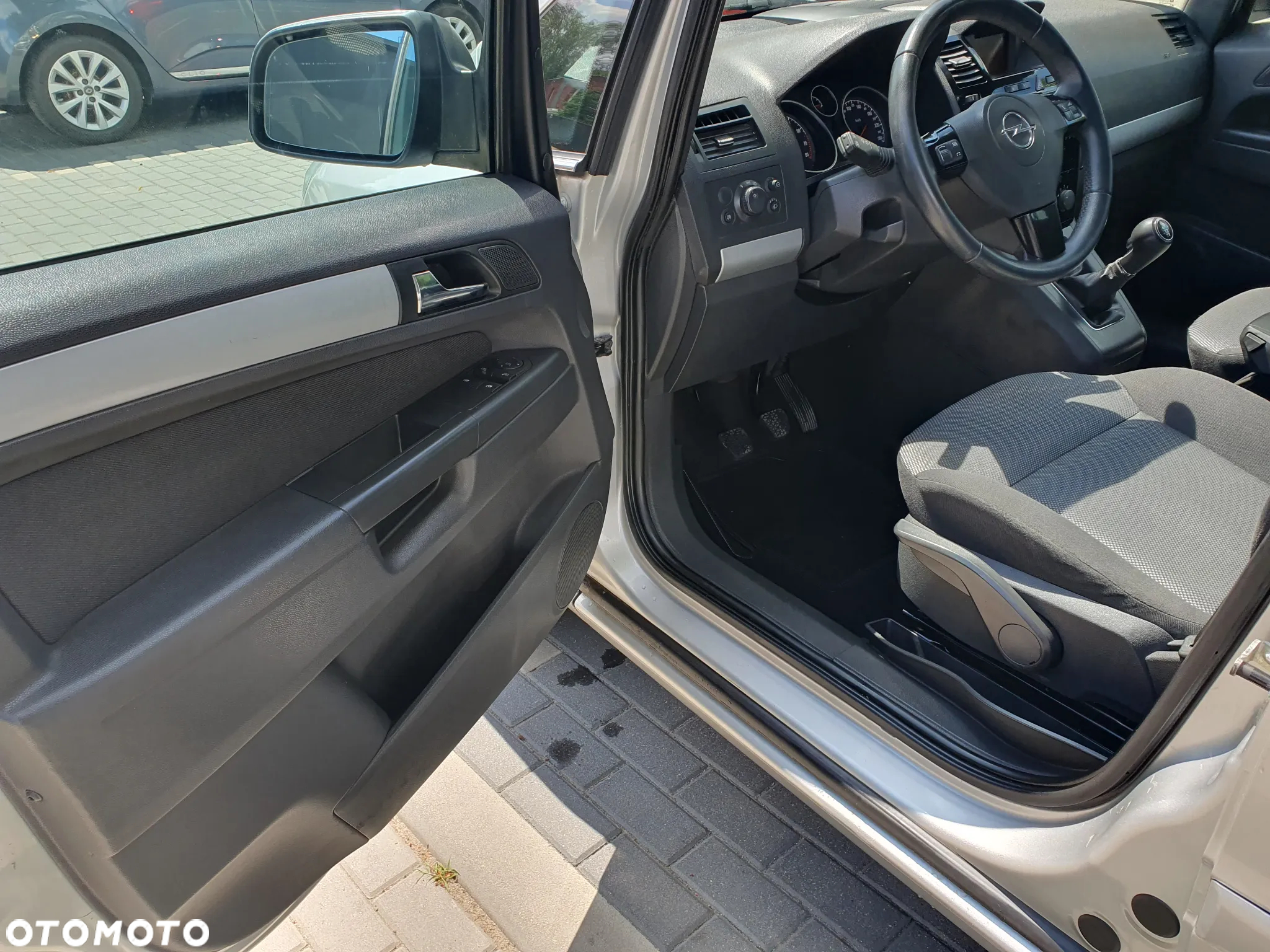 Opel Zafira 1.8 Edition - 10