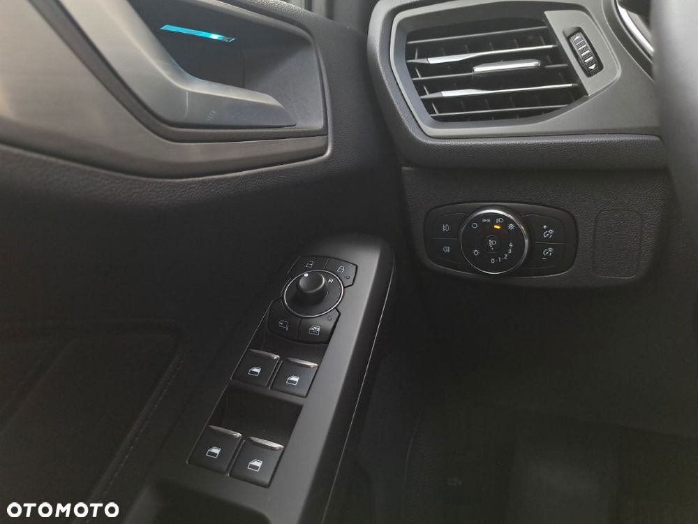 Ford Focus 1.5 EcoBlue Titanium X - 24