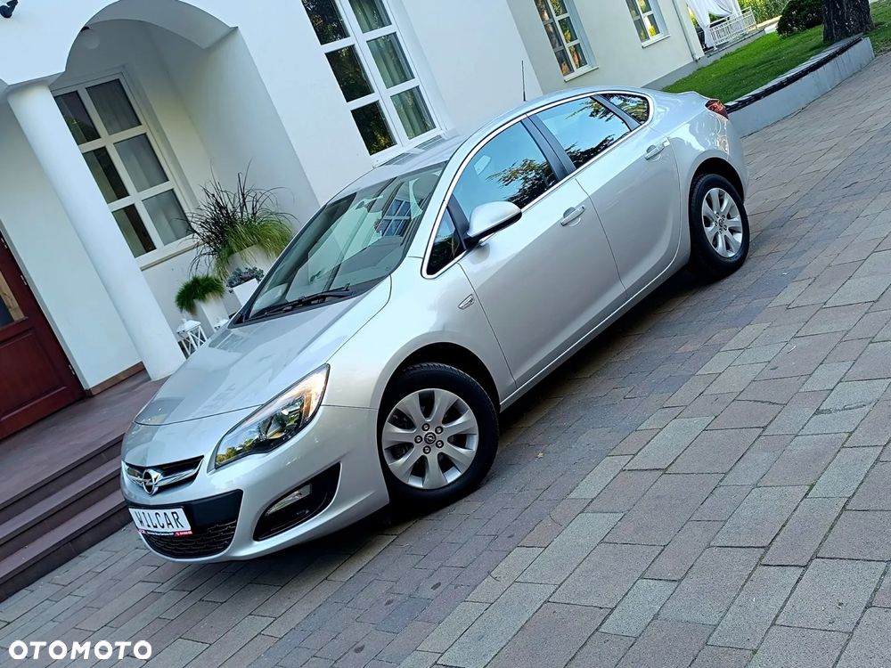 Opel Astra 1.4 T Energy EU6 - 10