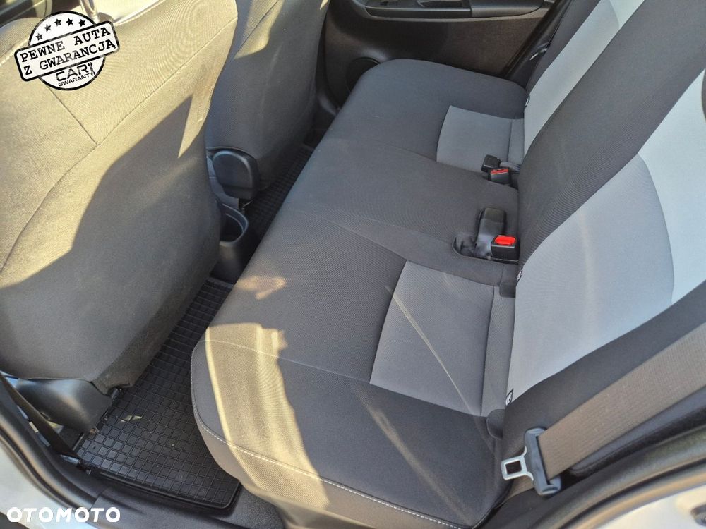 Toyota Yaris - 18