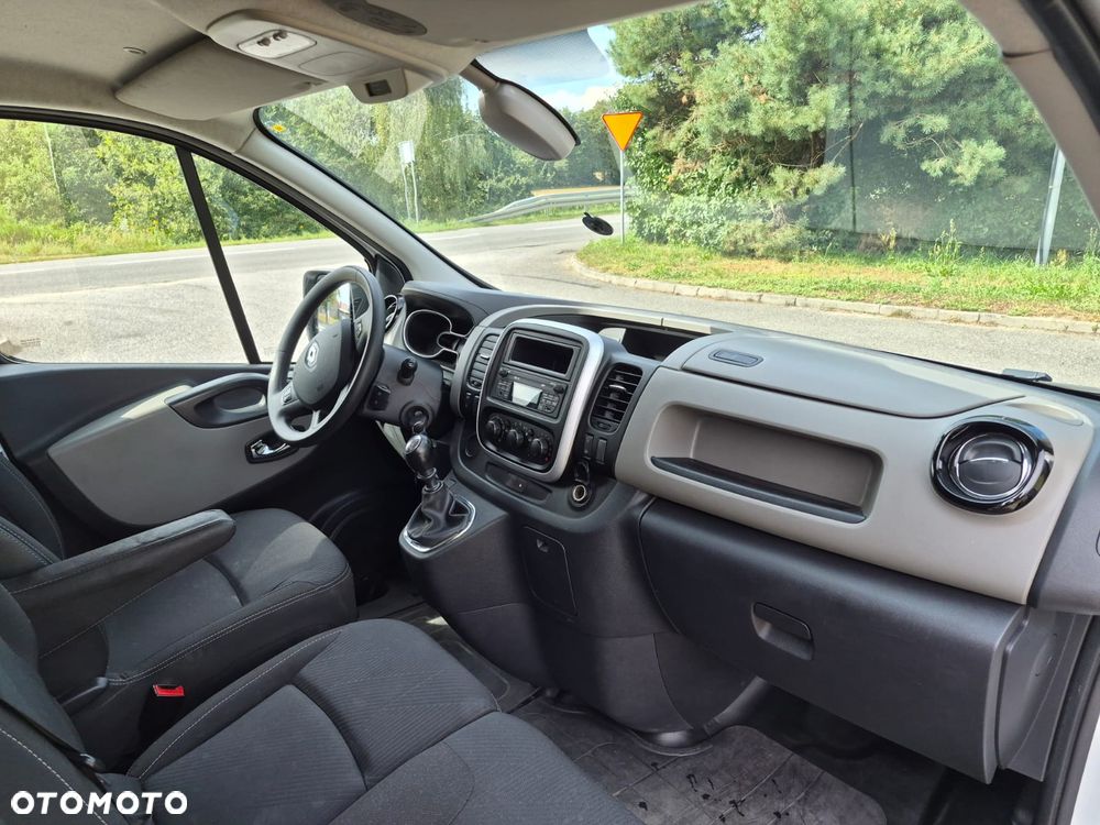 Renault Trafic - 15