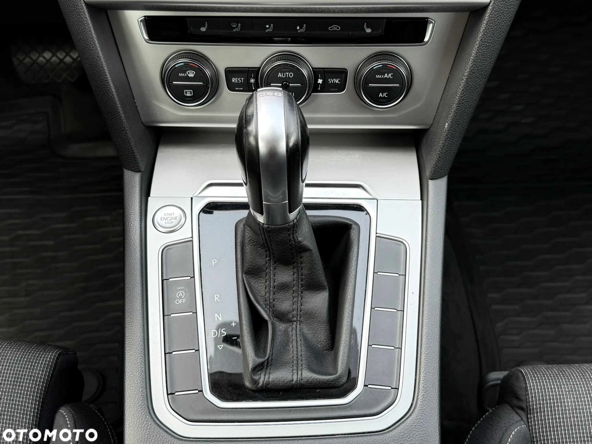Volkswagen Passat Variant 1.4 TSI ACT (BMT) DSG Comfortline - 14