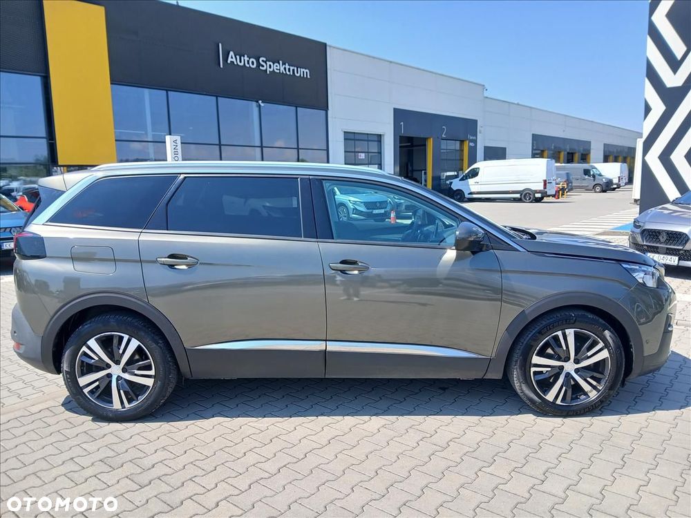 Peugeot 5008 - 2