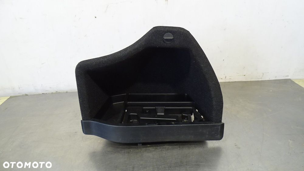 SCHOWEK BOCZEK BAGAŻNIKA BMW F30 320D ED - 1