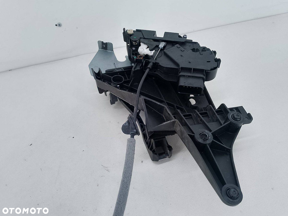 ZAMEK DRZWI PRAWY TYŁ VOLVO S80 II ( 07-13 ) 30661075  986922-105 - 4