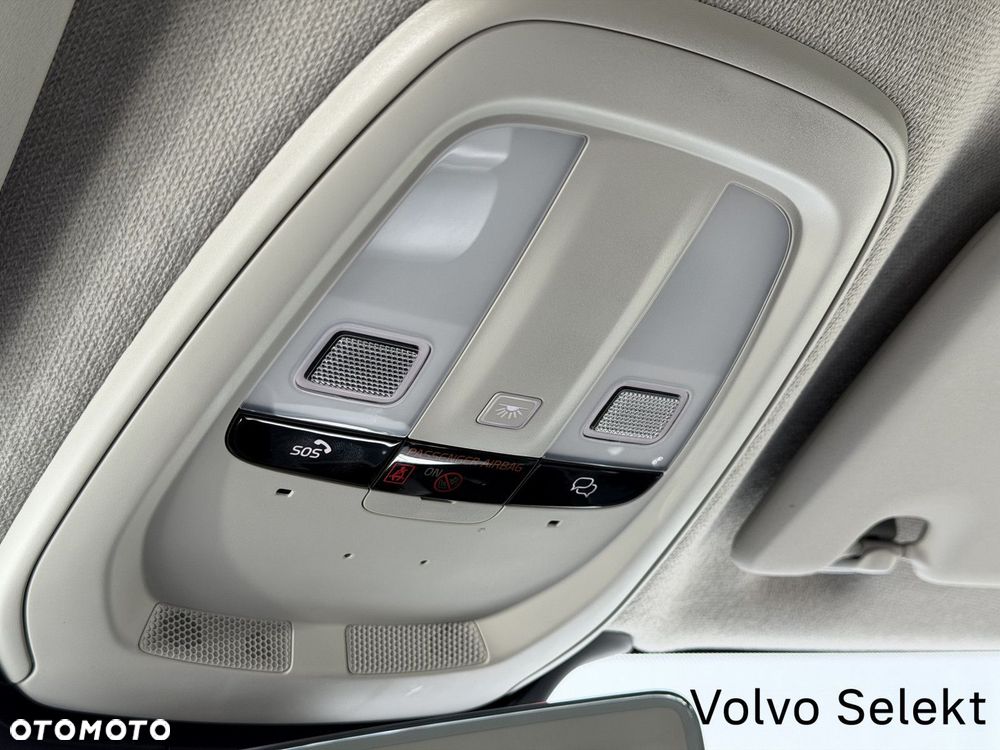 Volvo XC 40 - 30