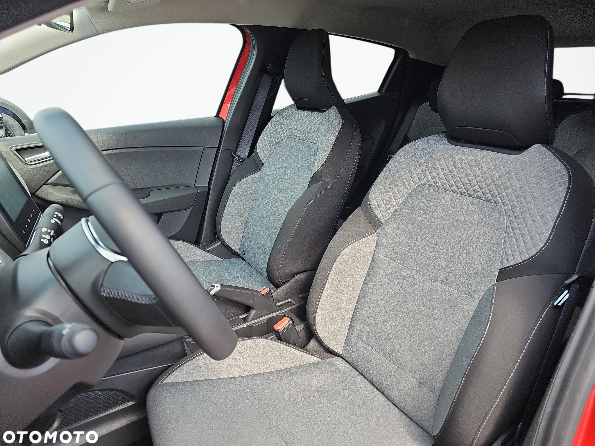 Renault Clio 1.0 TCe Evolution - 12