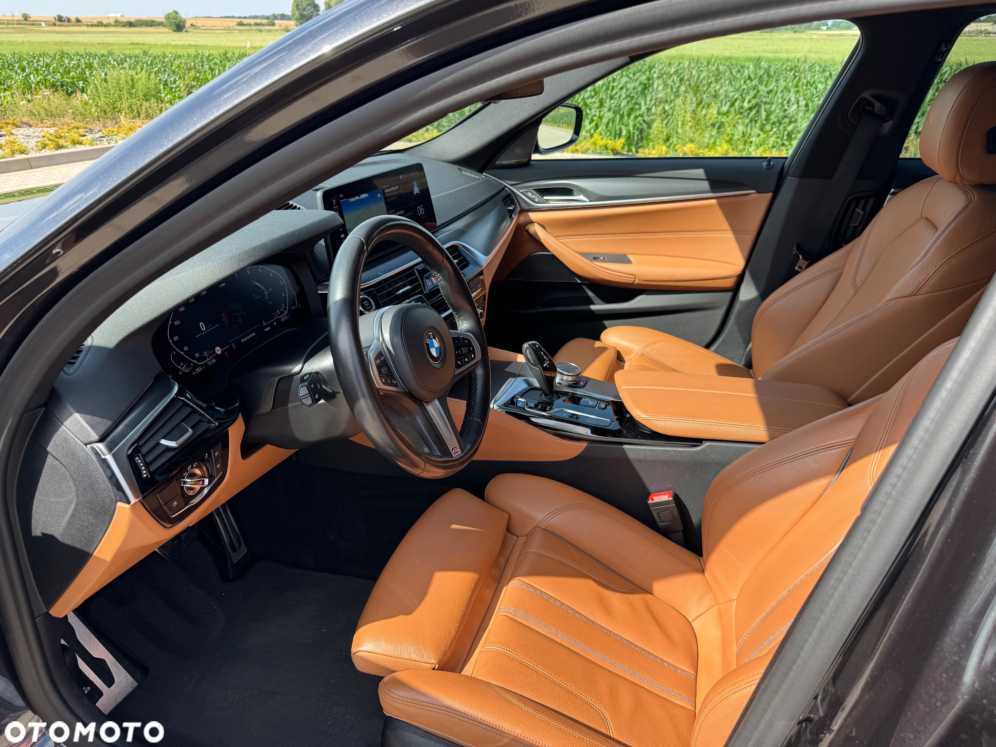 BMW Seria 5 530i Touring M Sport Edition - 14