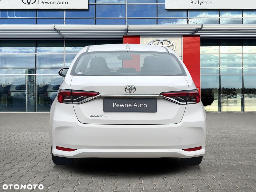 Toyota Corolla - 4