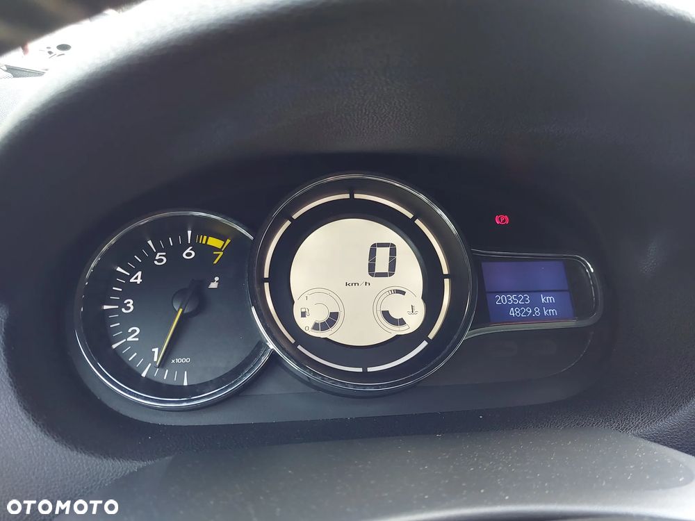 Renault Megane ENERGY TCe 130 BOSE EDITION - 16